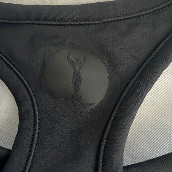 NWOT Womens First In Class Black Bra Top Center Podium - Picture 8 of 8